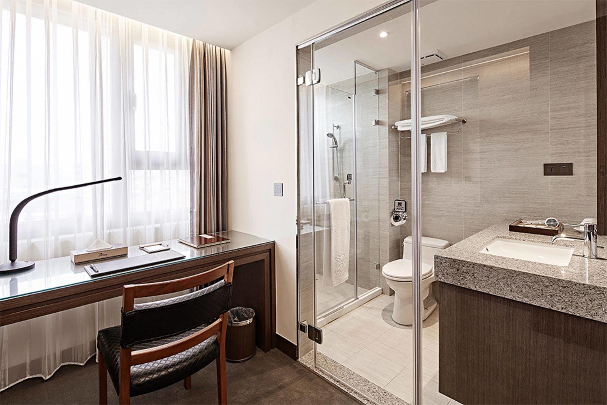 Hotel Sukimi Tainan Zewnętrze zdjęcie