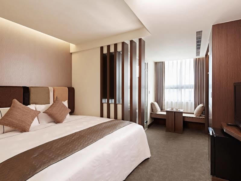 Hotel Sukimi Tainan Zewnętrze zdjęcie